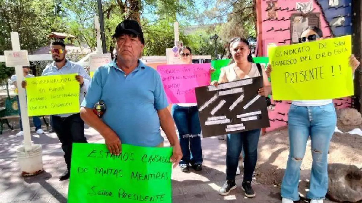 manifestación trabajadores del oro